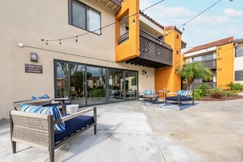 Patio/ balcony